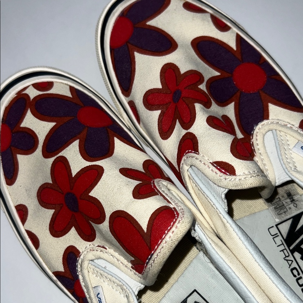 Vans Cream Floral Sneakers Women's size 6 - Picture 3 of 12